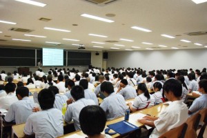学長プレゼンテーション　満席でした。